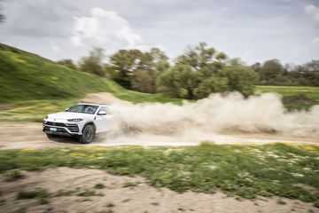 Lamborghini Urus Offroad 0119 001