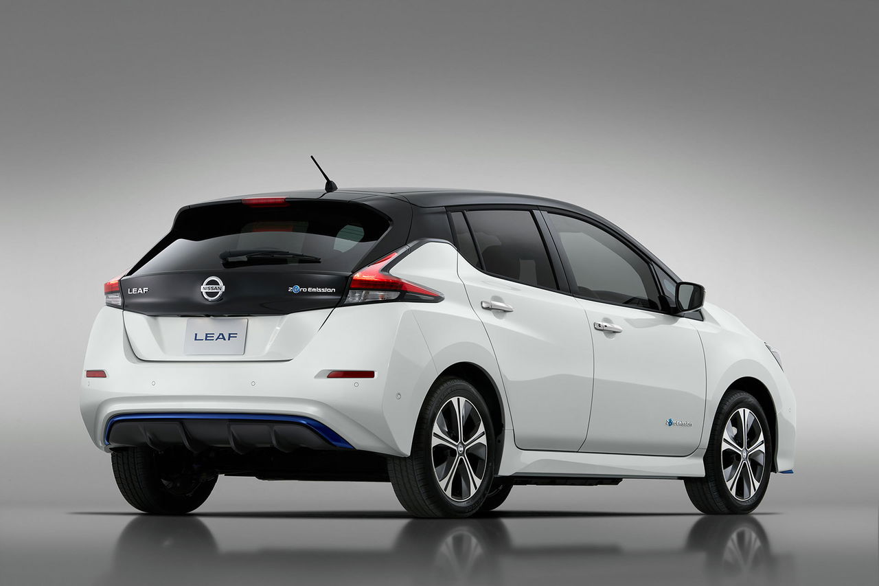 Nissan Leaf 3zero Blanco Trasera 03