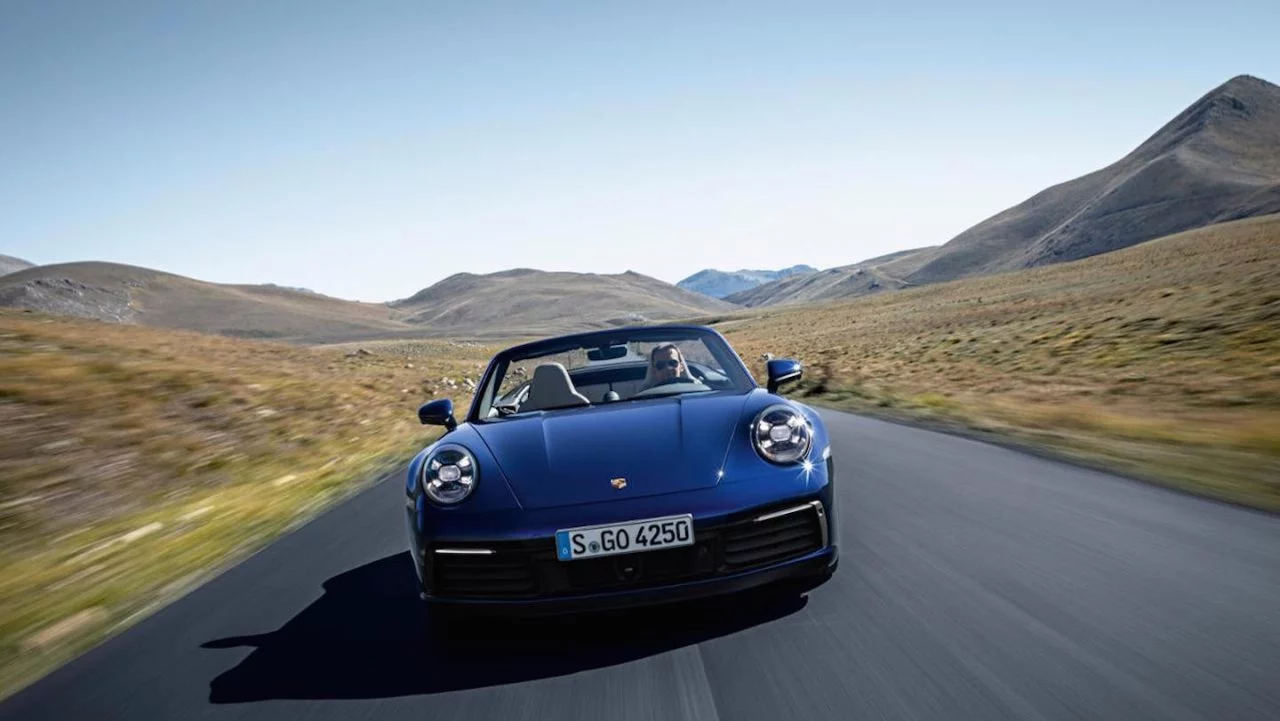 Porsche 911 Cabrio Cabriolet Frontal Movimiento 1