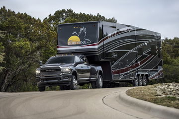 2019 Ram 3500 Heavy Duty Limited Crew Cab Dually With Rv Trailer