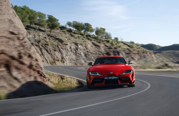 Todos Los Detalles Rojo Exterior Toyota Supra Red Location 005 646477