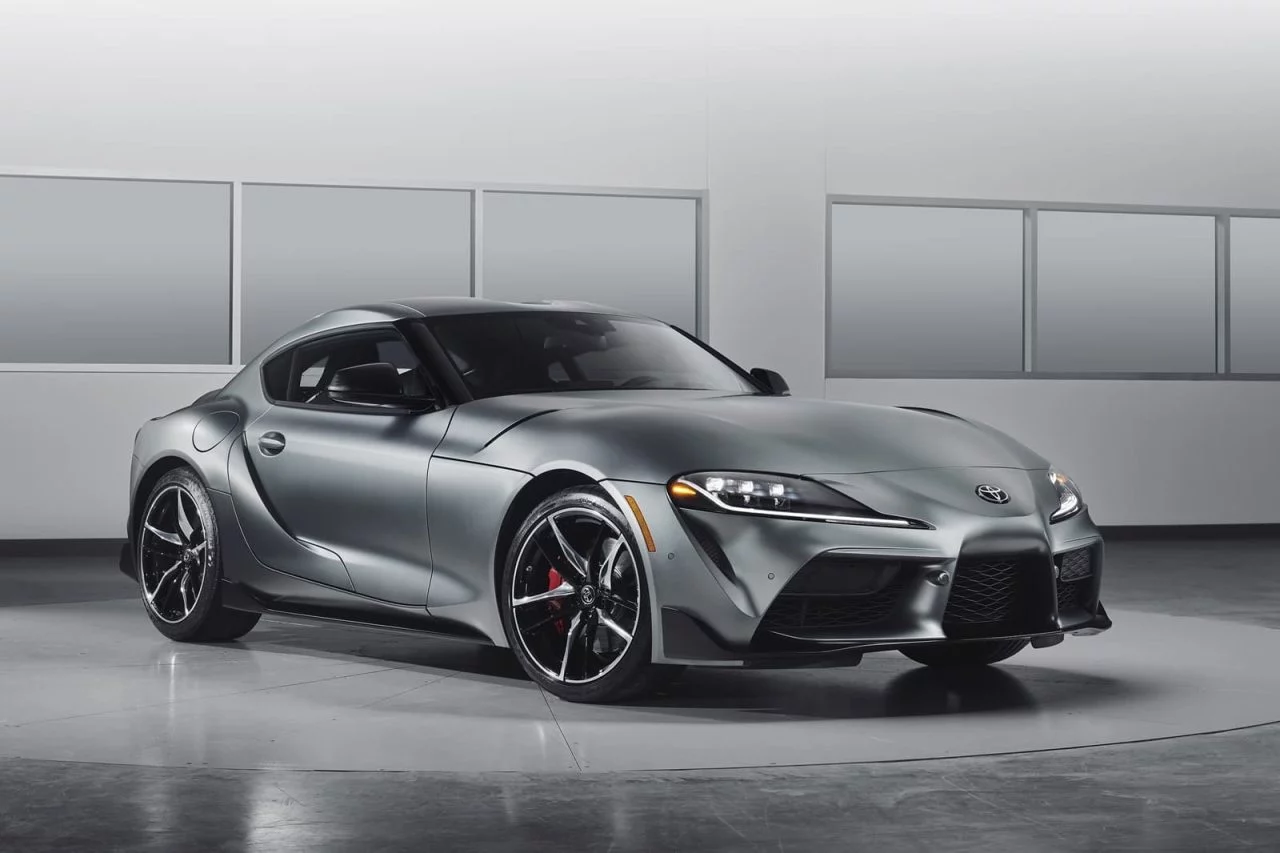 Toyota Supra Gris Exterior Frontal 2019 047