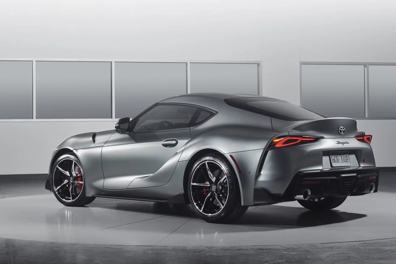 Toyota Supra Gris Trasera Exterior 2019 048