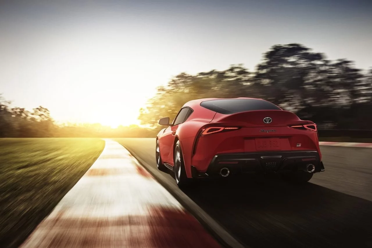 Toyota Supra Rojo Trasera 2019 002