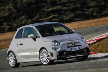 Abarth 595 Esseesse 2019 3