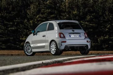 Abarth 595 Esseesse 2019 6