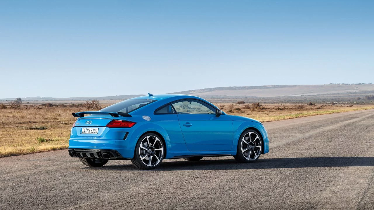 Audi Tt Rs 2019 Azul Exterior Movimiento 17