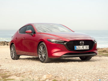 Mazda 3 Skyactiv G Exterior 00003