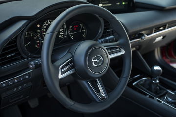 Mazda3 2019 Interior Negro 06