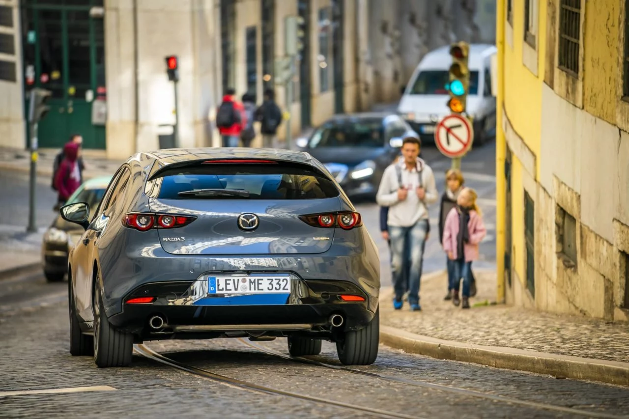 Mazda3 2019 Polymetal Trasera 05