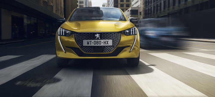 Peugeot 208 2019 Amarillo Exterior 03