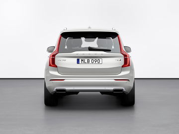 New Volvo Xc90 Inscription T8 Twin Engine In Birch Light Metallic