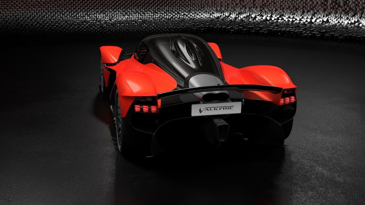 Aston Martin Valkyrie 0319 002