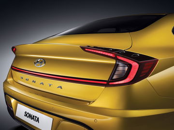 Hyundai Sonata 2019 01