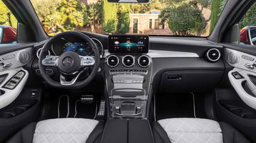 Mercedes Glc Coupe 2019 Interior 04