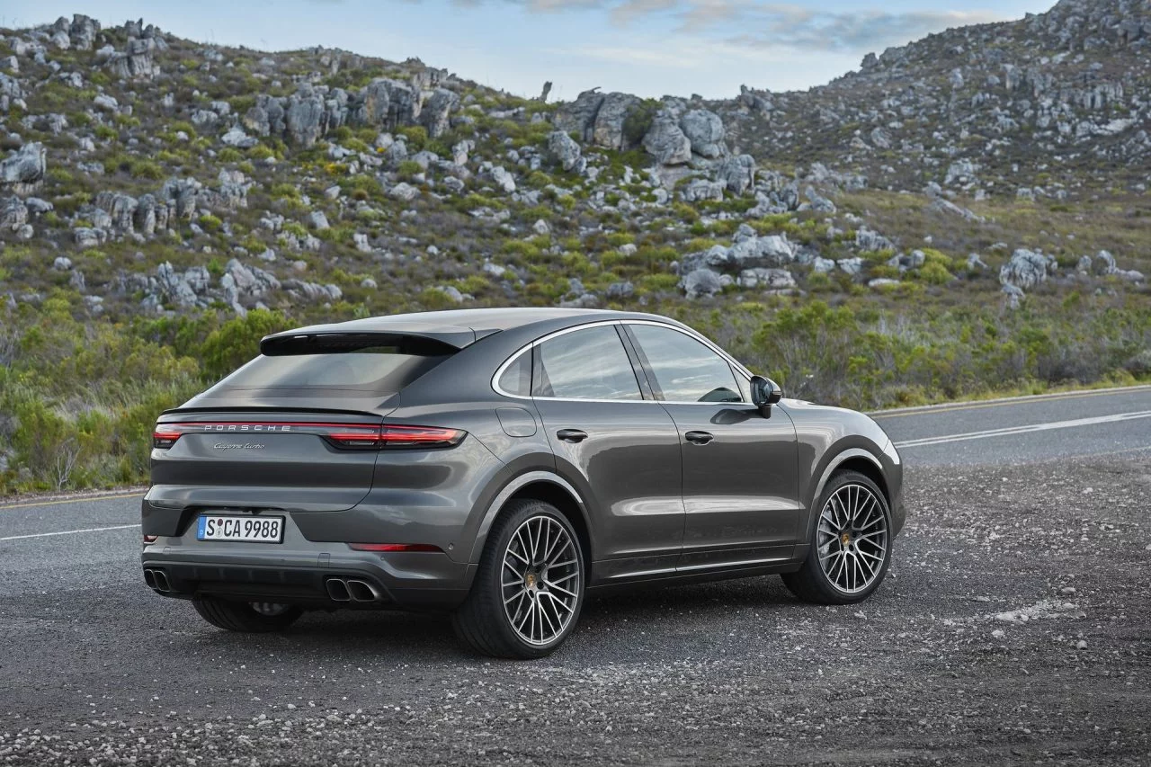 Porsche Cayenne Coupe 8