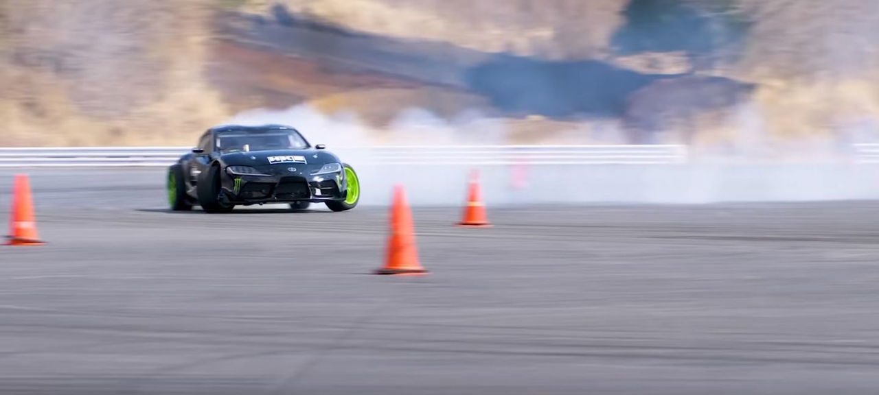 Toyota Supra Drifting A90