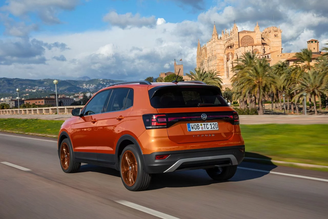 Volkswagen T Cross 2019 Naranja Prueba Exterior 09