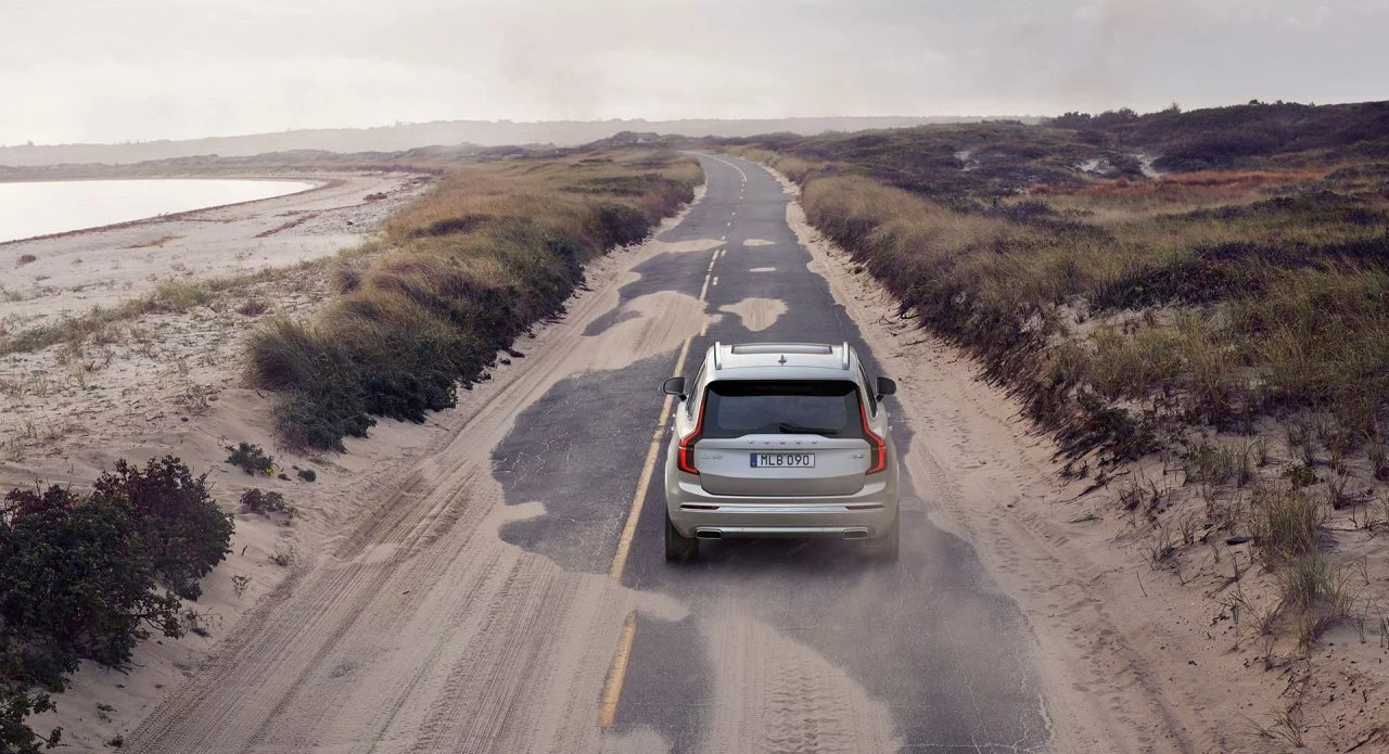 Volvo Xc90 2019 Gris Carretera