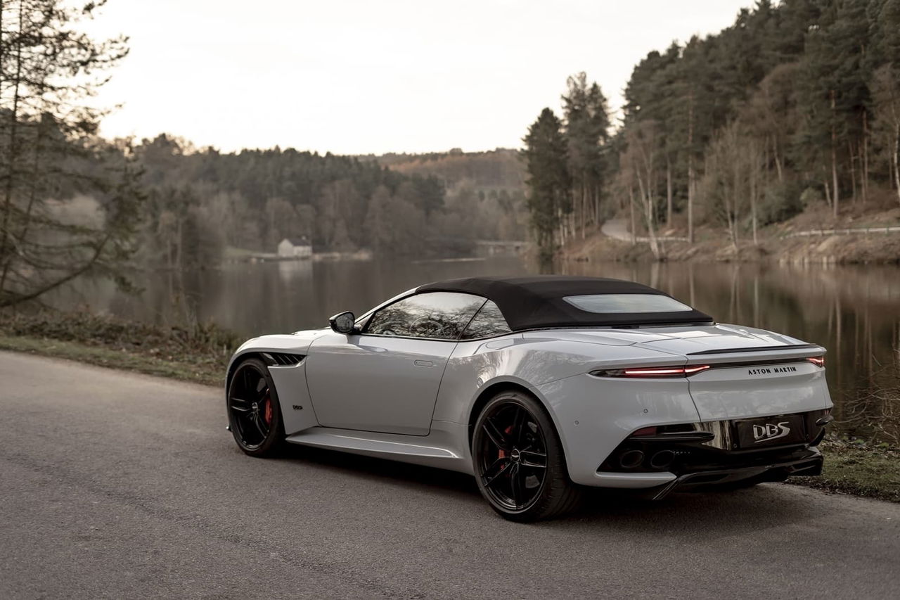 Aston Martin Dbs Superleggera Volante 0419 010