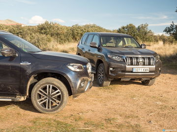 Comparativa 4x4 Toyota Land Cruiser Mercedes Clase X 00002