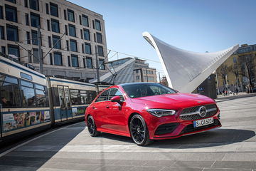 Mercedes Cla 2019 Rojo Prueba 16