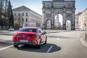 Mercedes Cla 2019 Rojo Prueba 57