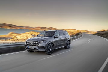 Der Neue Mercedes Benz Gls: Die S Klasse Unter Den Suv The New Mercedes Benz Gls: The S Class Of Suvs