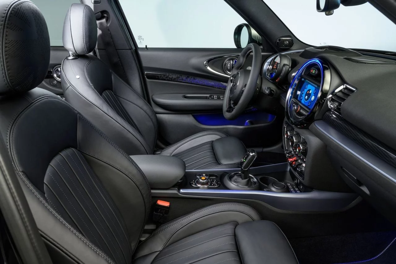 Mini Clubman 2019 Interior 3