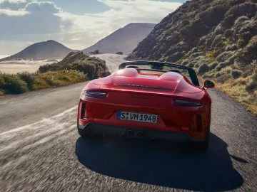 Porsche 911 Speedster 2019 Rojo 06