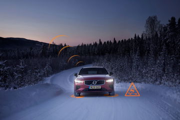 Volvo Slippery Road Alert 02