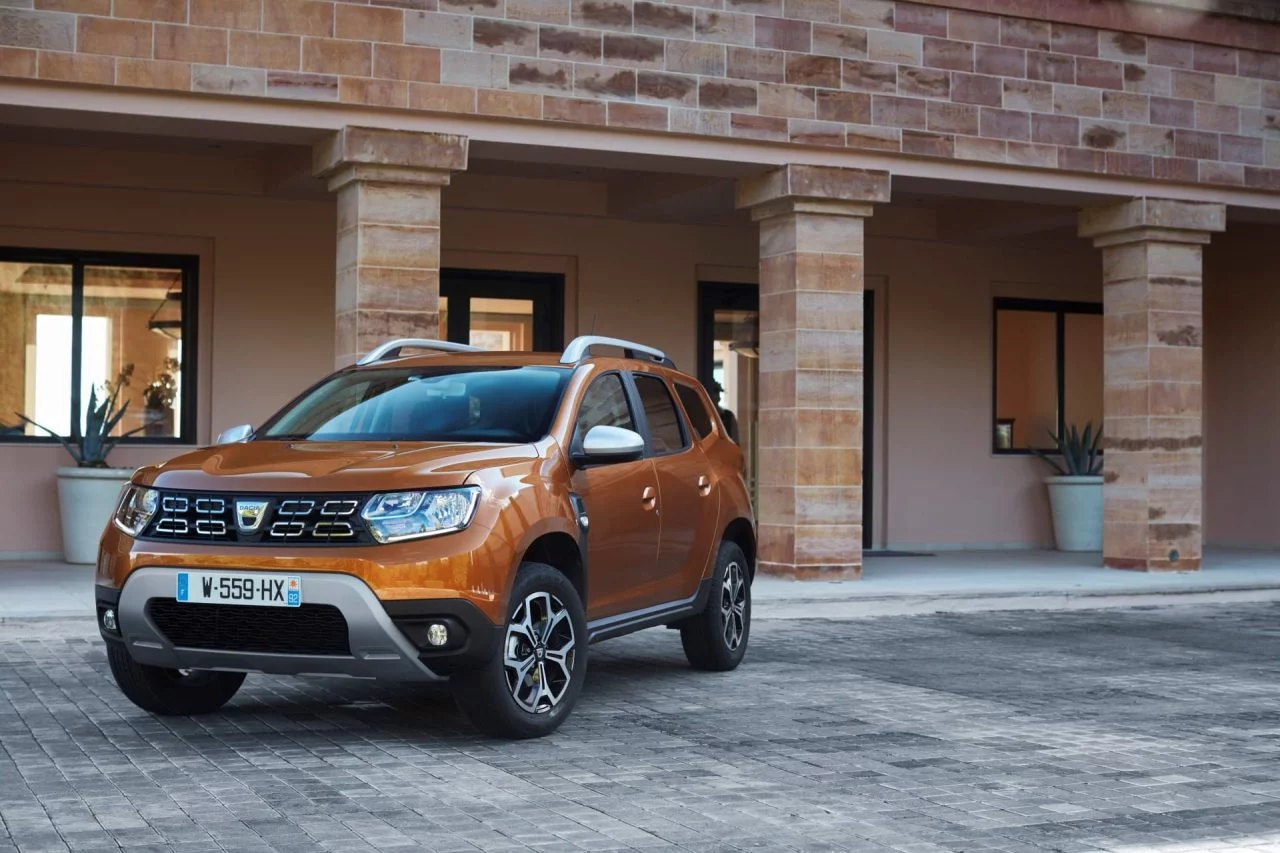 2017 New Dacia Duster Tests Drive In Greece