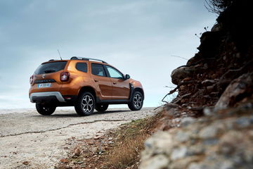 2017 New Dacia Duster Tests Drive In Greece