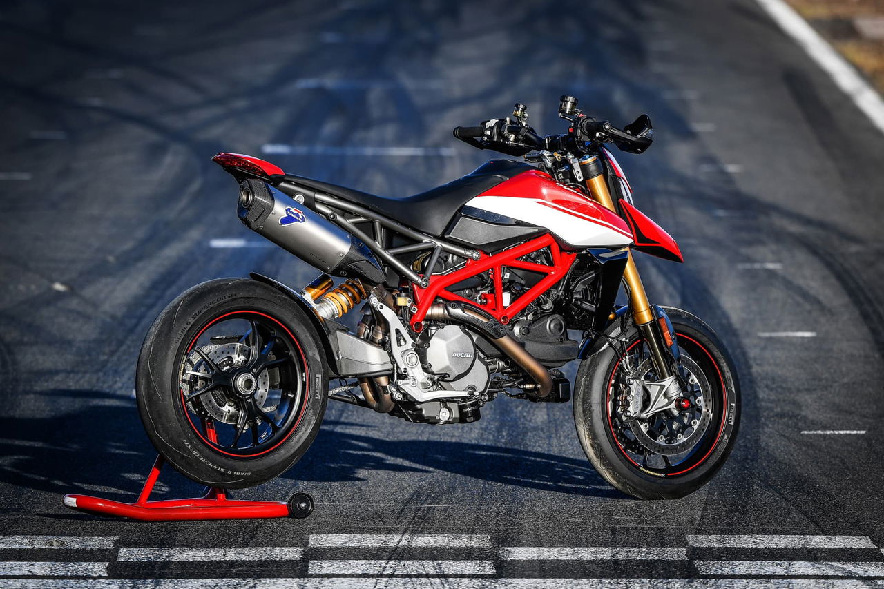 Ducati Hypermotard 950 Sp Static 16 Uc70315 Mid