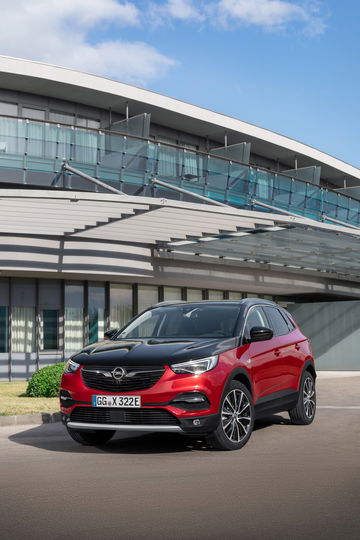 Opel Grandland X Hybrid4