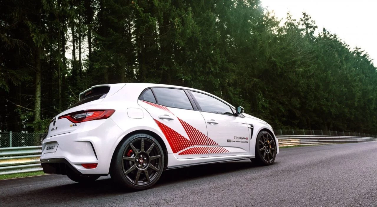 Renault Megane Rs Trophy R 2019 05