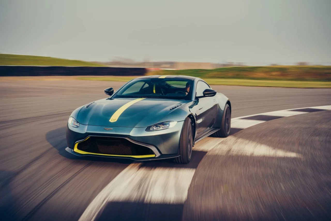 Vantage Amr 24