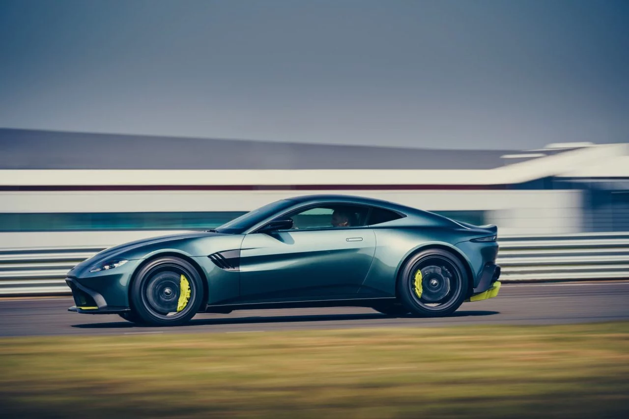 Vantage Amr 3