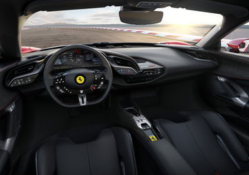 Vista del volante y panel de instrumentos del Ferrari SF90.