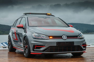 Volkswagen Golf Gti Aurora Estate Fighter 2019 04