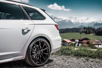 Abt Seat Leon Cupra R St 2