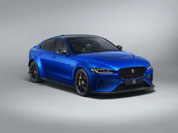 Jaguar Xe Project 8 Touring 1