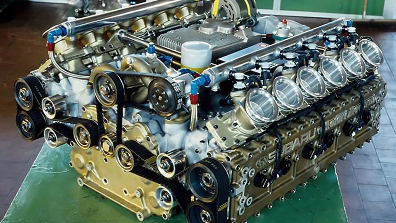 Motor Subaru F1 0619 01