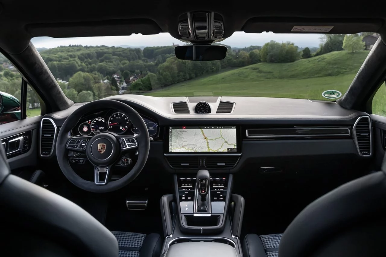 Porsche Cayenne Coupe Prueba Interior5