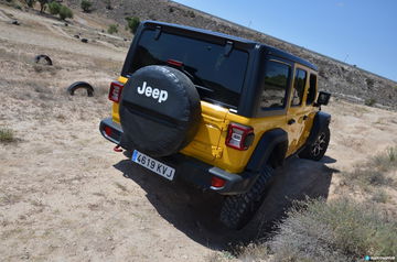 Jeep Wrangler Rubicon Cruce Puentes 12