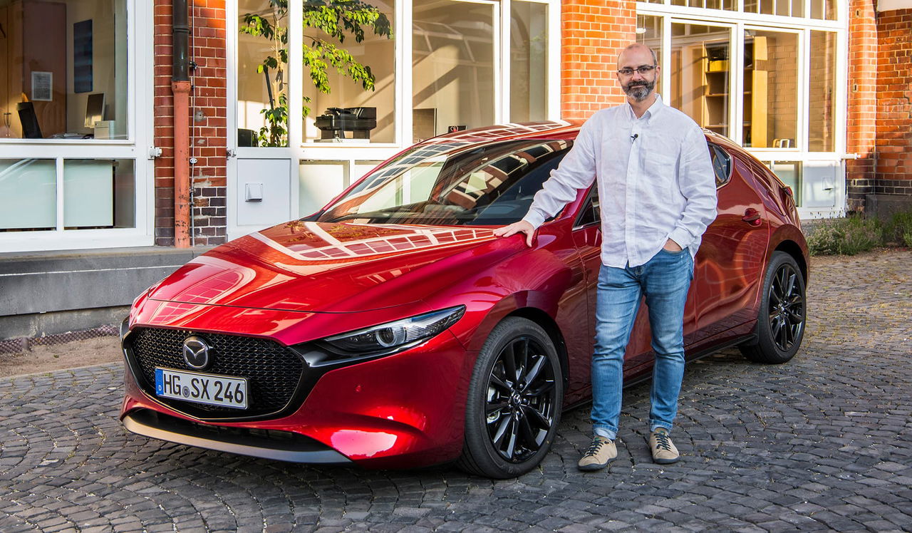 Mazda 3 Skyactiv X Portada