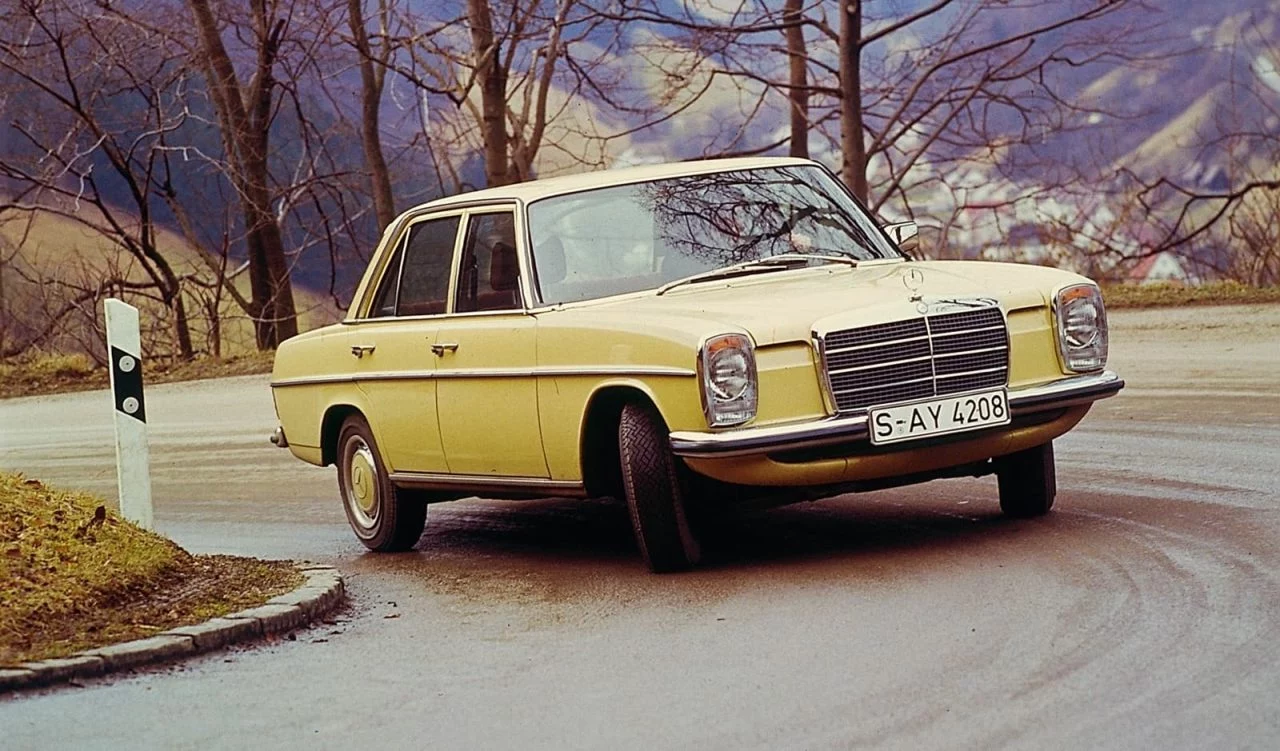 Mercedes 240d 0619 01