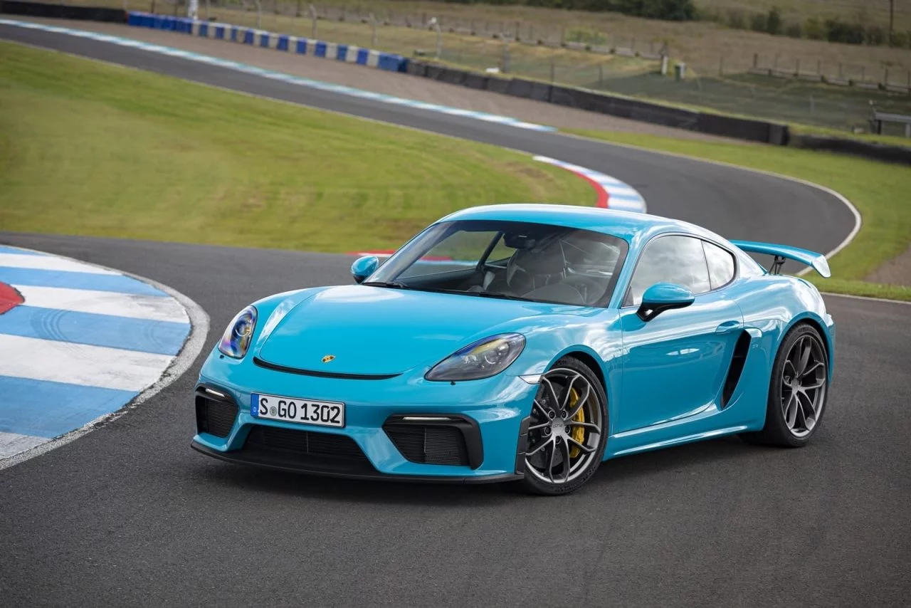 Porsche 718 Cayman Gt4 0719 072