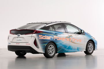 Toyota Prius Phv Solar 5