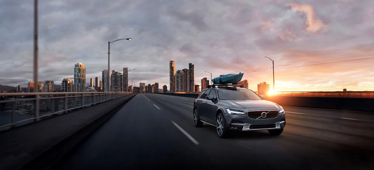 Volvo V90 Cross Country Kayak